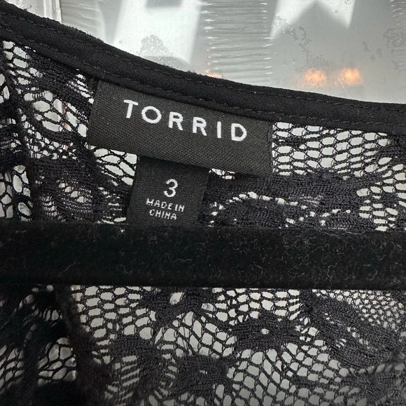 Torrid Black Georgette Lace Sleeve Blouse Plus Size 3XL - Picture 10 of 12